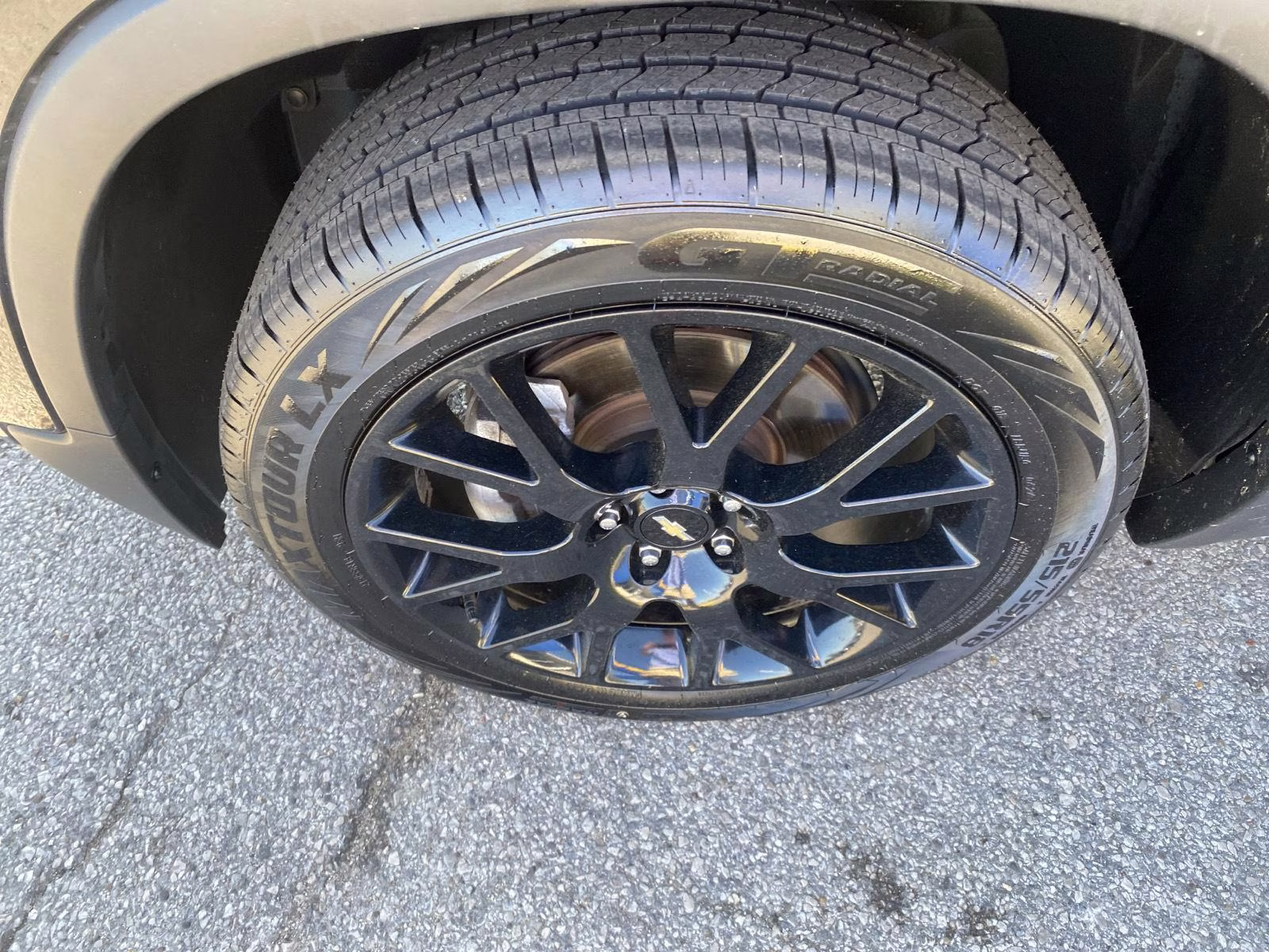 2022 Mosaic Black Metallic Chevrolet Trax LT AWD SUV