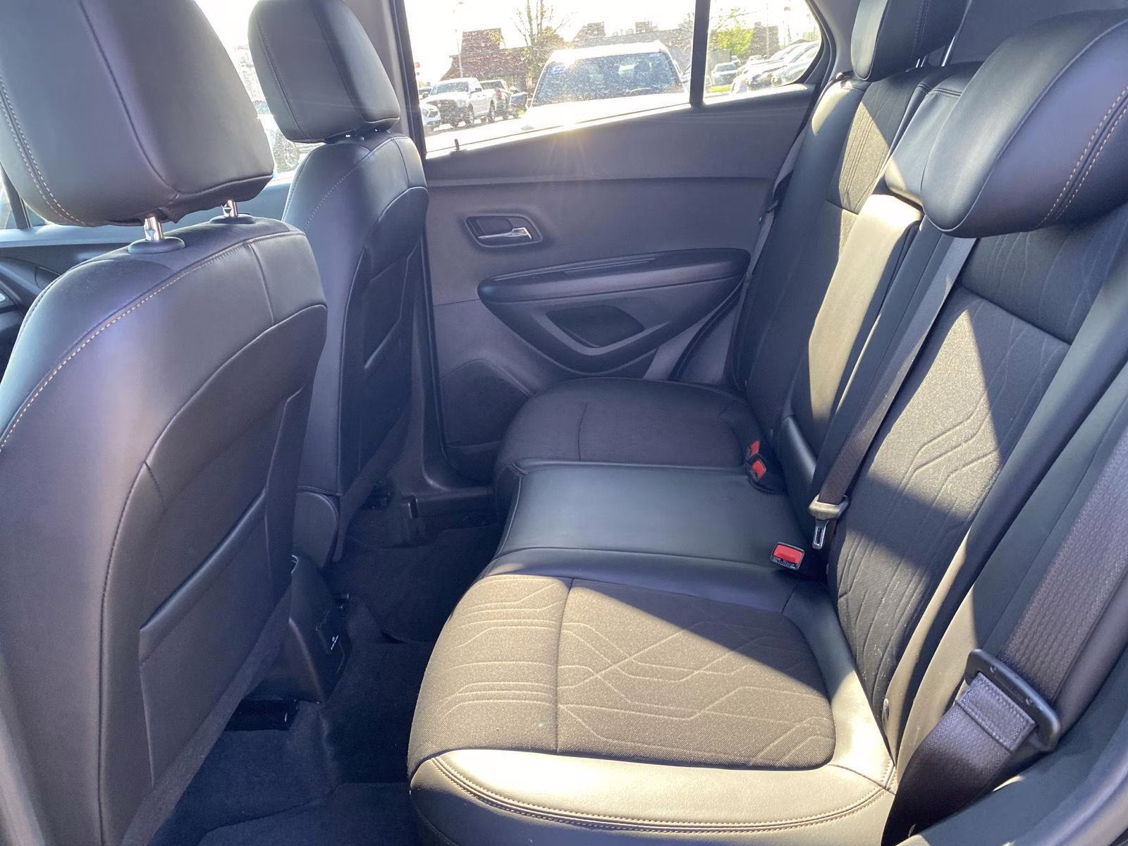 2022 Mosaic Black Metallic Chevrolet Trax LT AWD SUV