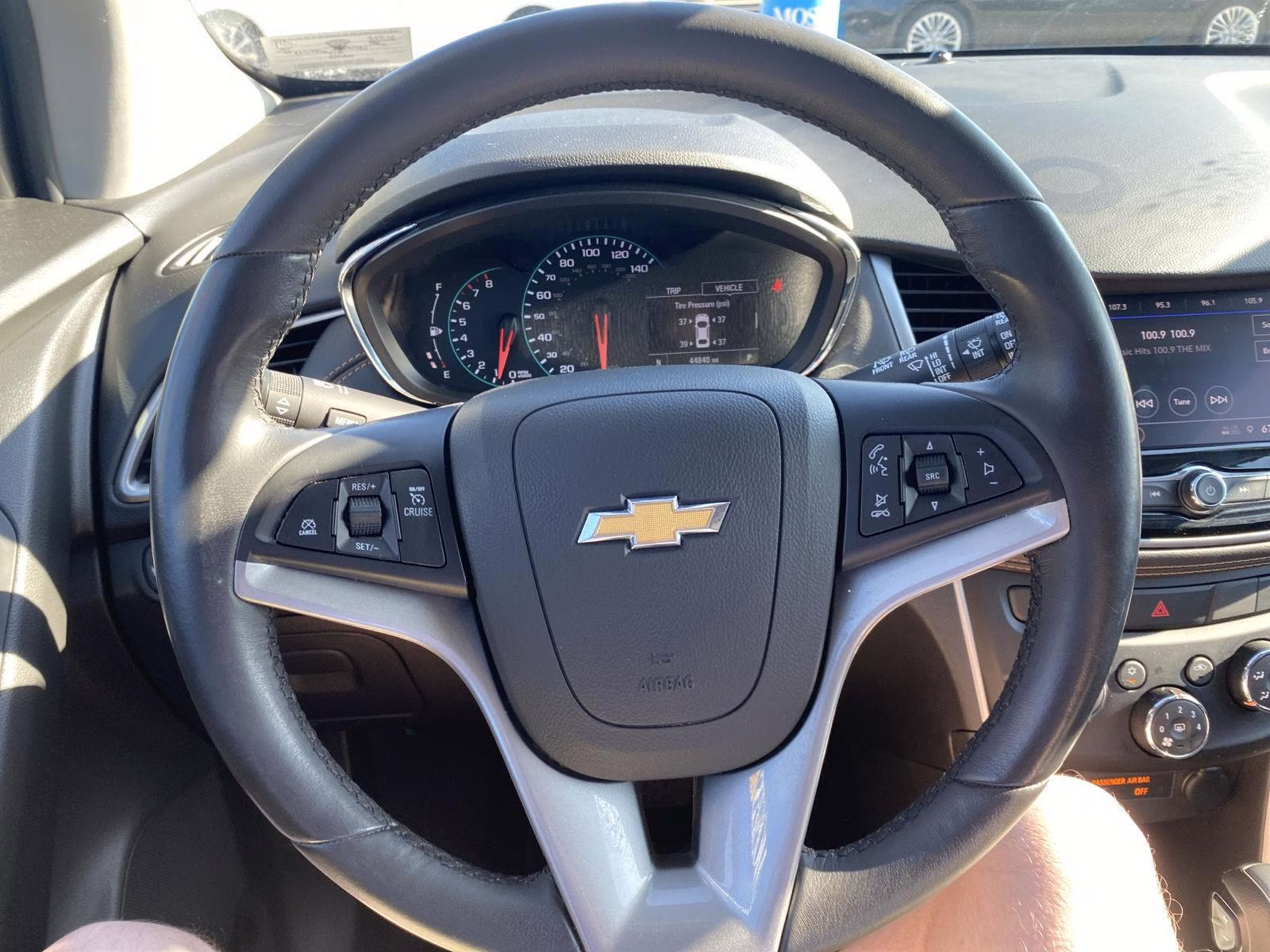 2022 Mosaic Black Metallic Chevrolet Trax LT AWD SUV