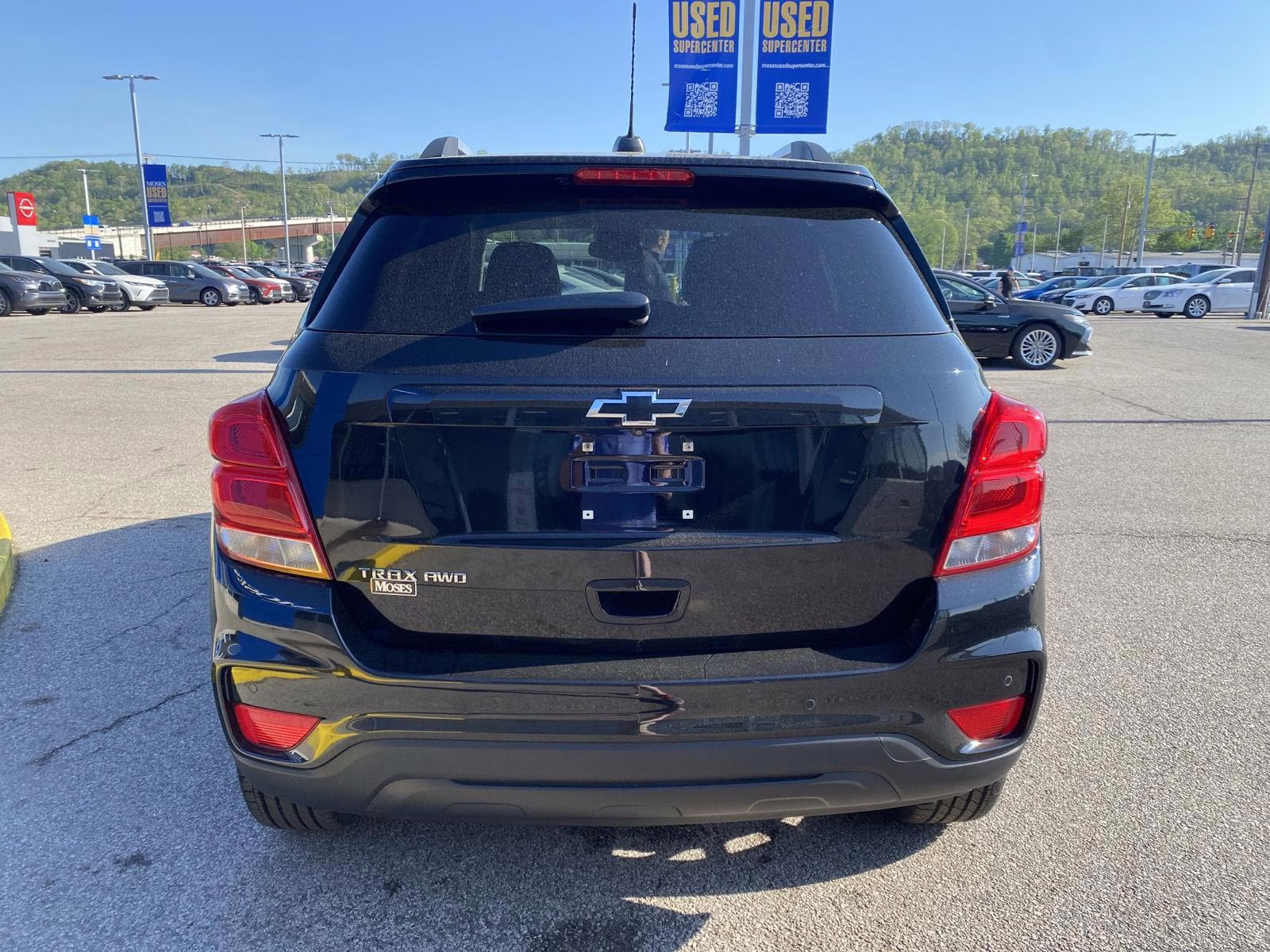 2022 Mosaic Black Metallic Chevrolet Trax LT AWD SUV