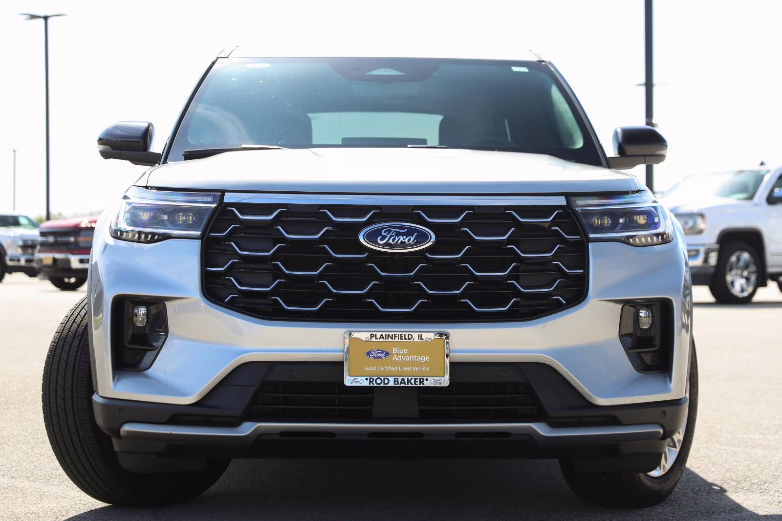 2025 Iconic Silver Metallic Ford Explorer Platinum 4X4 SUV