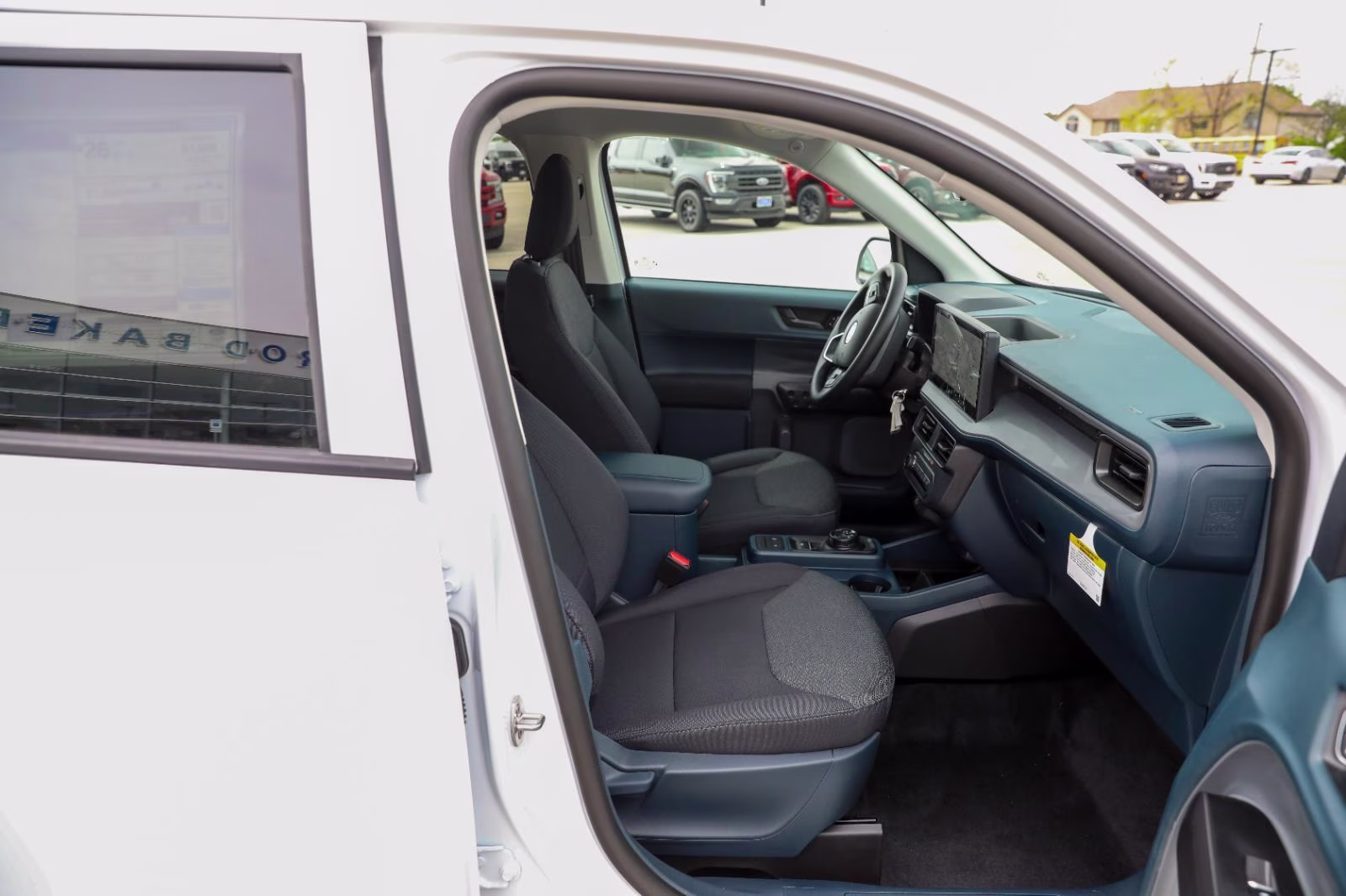 2026 Oxford White Ford Maverick XL FWD Truck