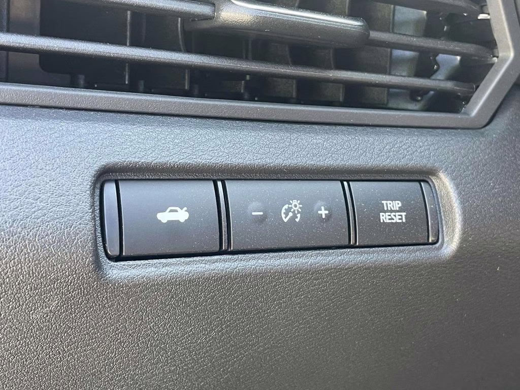 2026 Gun Metallic Nissan Altima 2.5 SV FWD Sedan