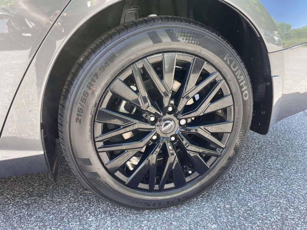 2026 Gun Metallic Nissan Altima 2.5 SV FWD Sedan