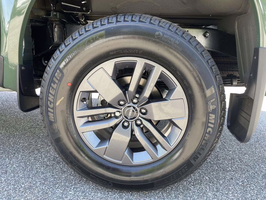 2026 Tactical Green Metallic Nissan Frontier SV 4X4 Truck