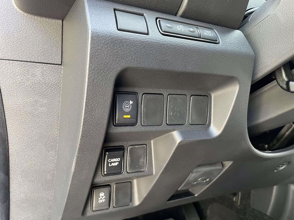 2026 Tactical Green Metallic Nissan Frontier SV 4X4 Truck