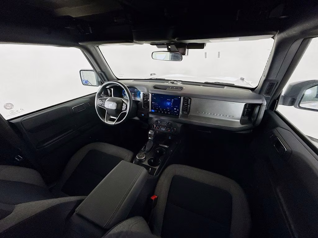 2025 Oxford White Ford Bronco Big Bend 4X4 SUV