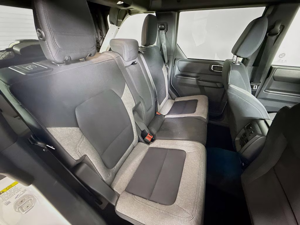 2025 Oxford White Ford Bronco Big Bend 4X4 SUV