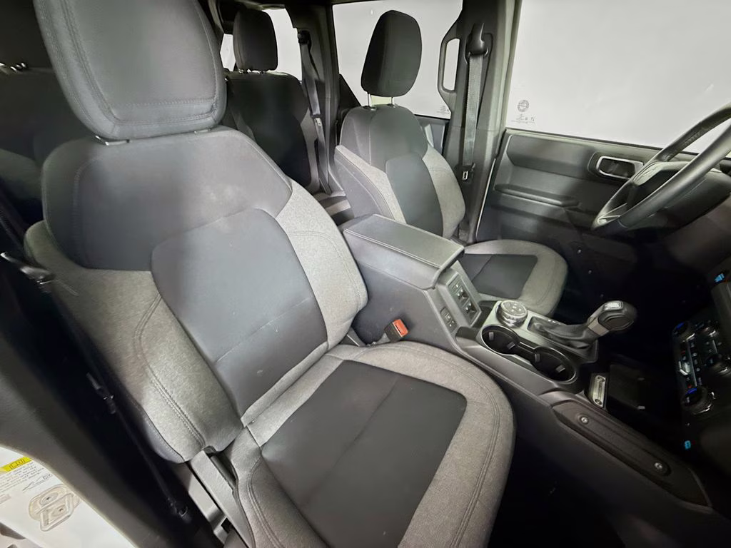 2025 Oxford White Ford Bronco Big Bend 4X4 SUV