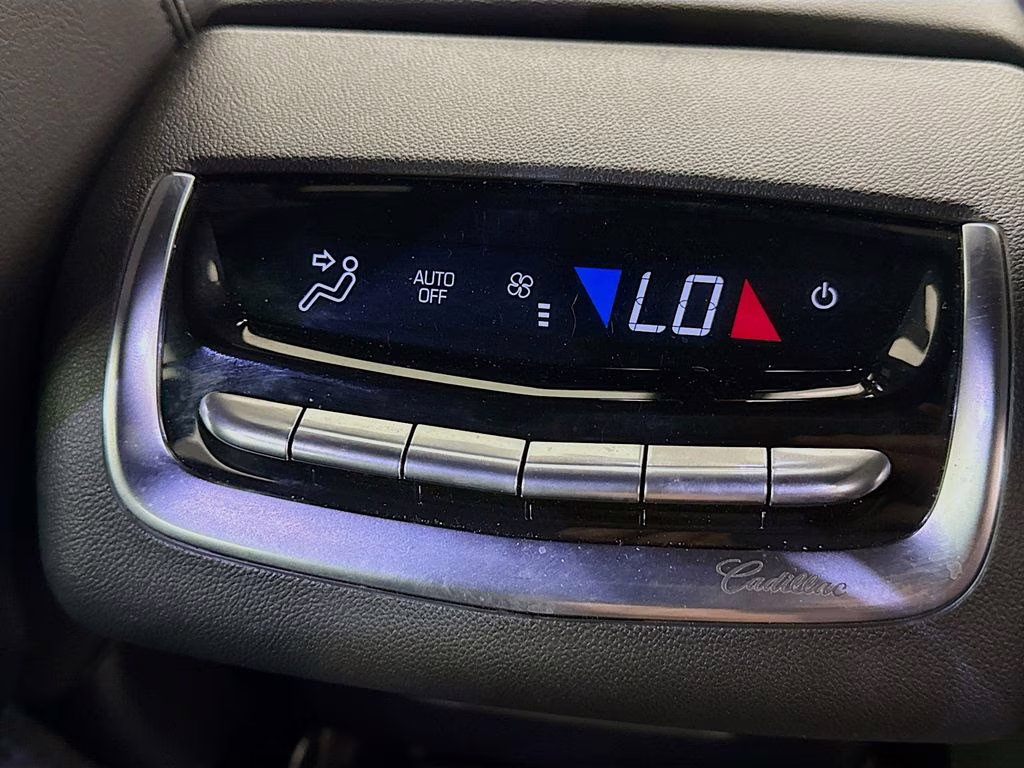 2024 Crystal White Tricoat Cadillac XT6 Luxury AWD SUV