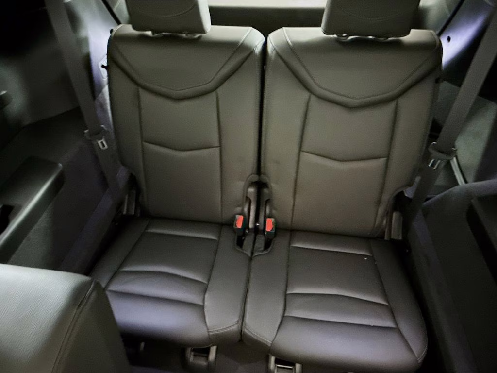 2024 Crystal White Tricoat Cadillac XT6 Luxury AWD SUV