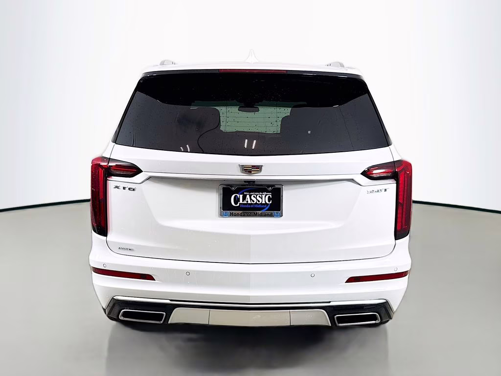 2024 Crystal White Tricoat Cadillac XT6 Luxury AWD SUV