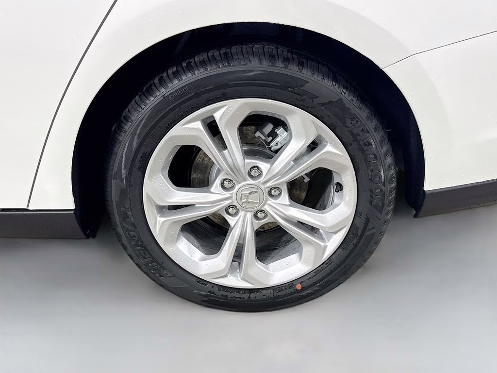 2026 Platinum White Pearl Honda Accord LX FWD Sedan