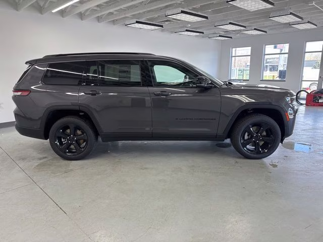 2026 Baltic Gray Metallic Clearcoat Jeep Grand Cherokee L Limited 4X4 SUV