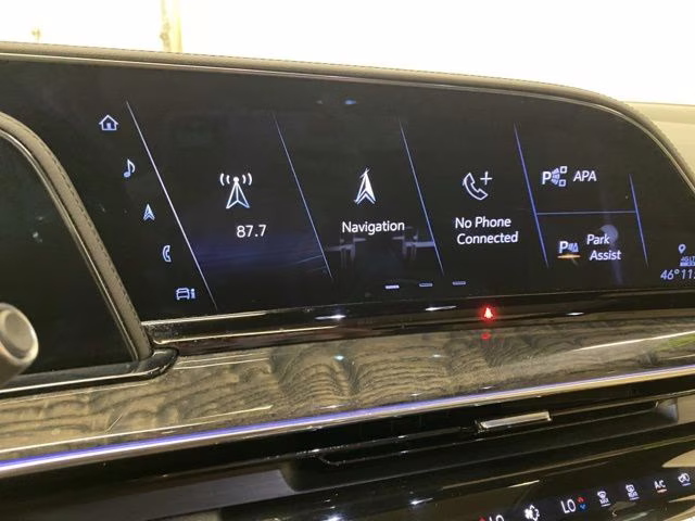2024 Crystal White Tricoat Cadillac Escalade Premium Luxury 4X4 SUV