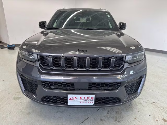 2026 Baltic Gray Metallic Clearcoat Jeep Grand Cherokee L Limited 4X4 SUV