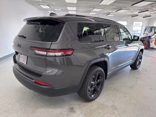 2026 Baltic Gray Metallic Clearcoat Jeep Grand Cherokee L Limited 4X4 SUV