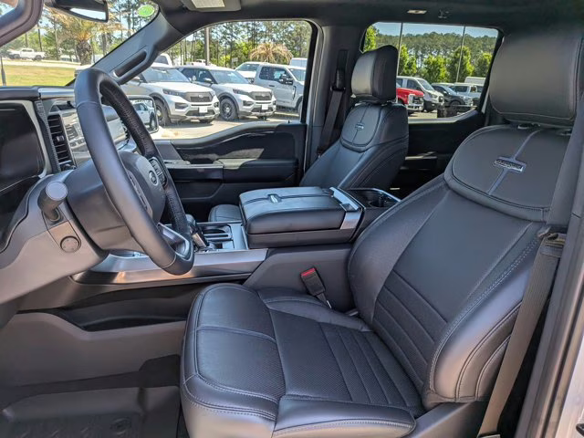 2025 White Ford F-150 Platinum 4X4 Truck