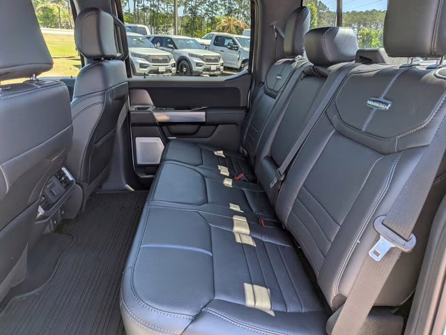 2025 White Ford F-150 Platinum 4X4 Truck