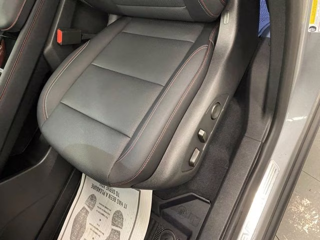 2025 Gray Chevrolet Traverse Z71 AWD SUV