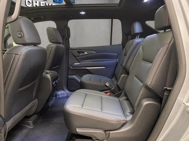 2025 Gray Chevrolet Traverse Z71 AWD SUV