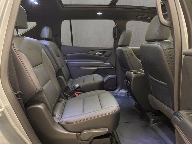 2025 Gray Chevrolet Traverse Z71 AWD SUV