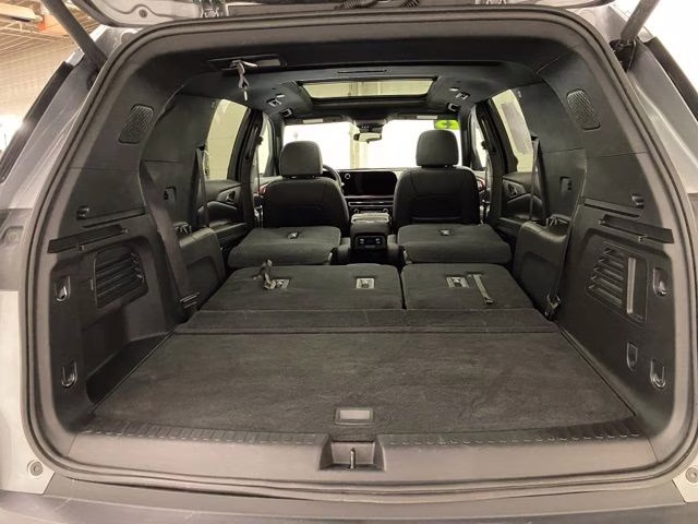 2025 Gray Chevrolet Traverse Z71 AWD SUV