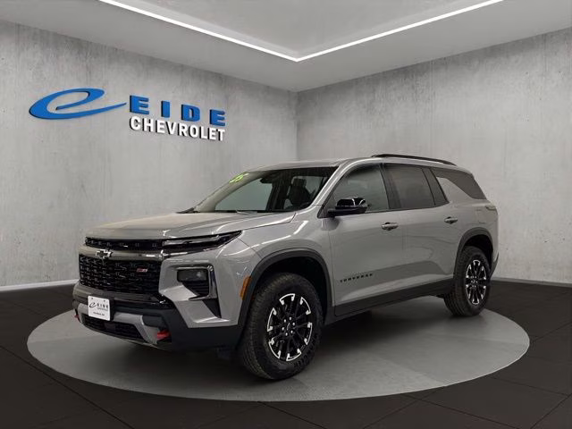 2025 Gray Chevrolet Traverse Z71 AWD SUV
