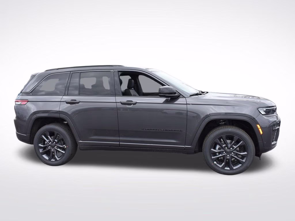 2026 Baltic Gray Metallic Clearcoat Jeep Grand Cherokee Limited Reserve 4X4 SUV
