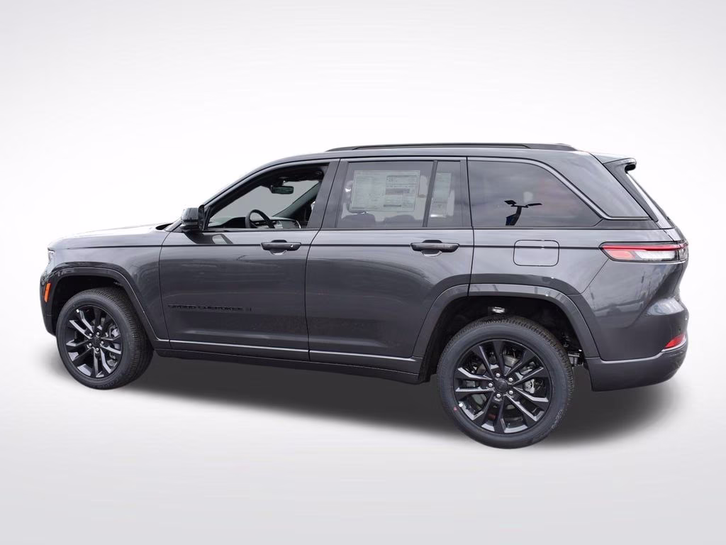 2026 Baltic Gray Metallic Clearcoat Jeep Grand Cherokee Limited Reserve 4X4 SUV