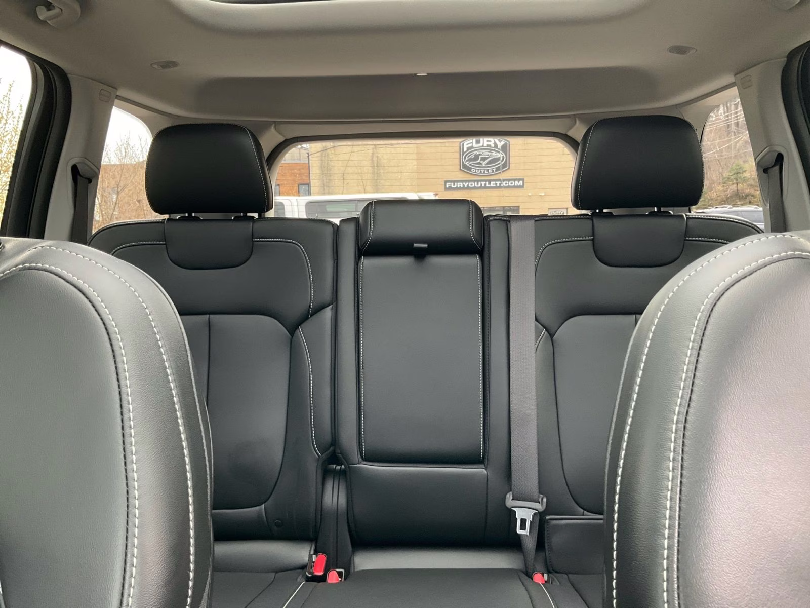 2023 Rocky Mountain Pearlcoat Jeep Grand Cherokee Limited 4X4 SUV