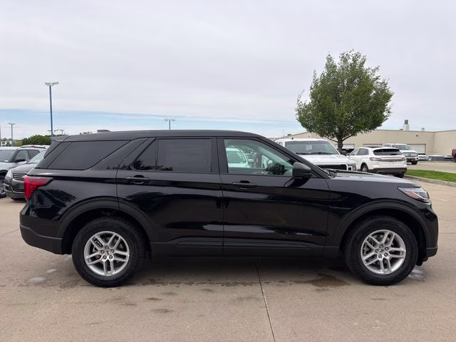 2026 Agate Black Metallic Ford Explorer Active 4X4 SUV