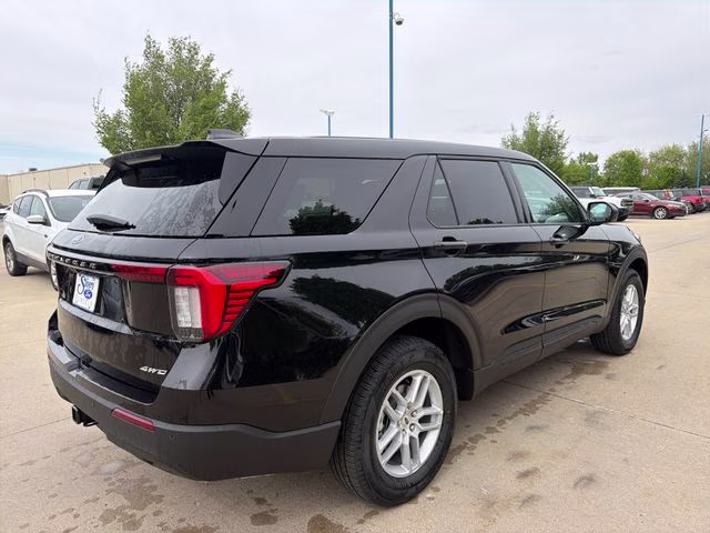 2026 Agate Black Metallic Ford Explorer Active 4X4 SUV