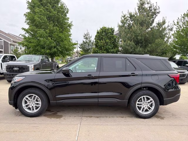 2026 Agate Black Metallic Ford Explorer Active 4X4 SUV