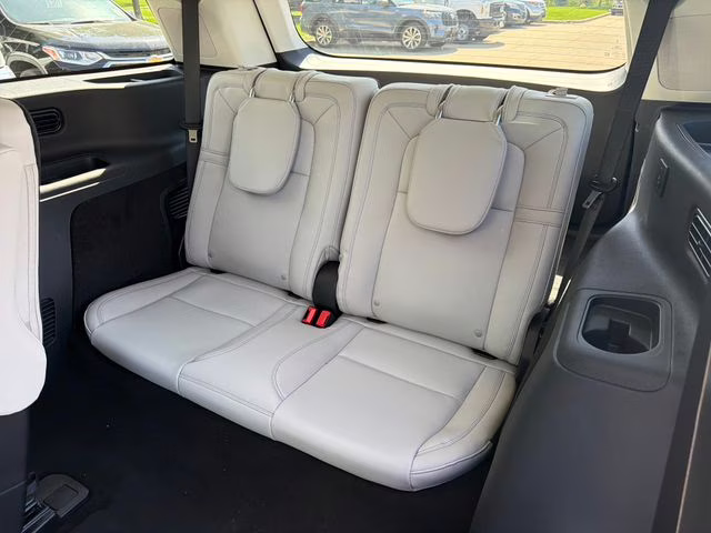 2026 Pristine White Metallic Tri-Coat Lincoln Aviator Reserve AWD SUV