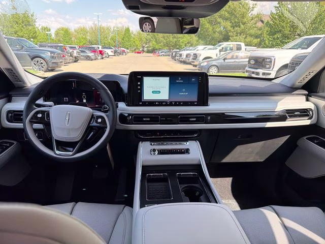 2026 Pristine White Metallic Tri-Coat Lincoln Aviator Reserve AWD SUV