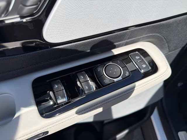 2026 Pristine White Metallic Tri-Coat Lincoln Aviator Reserve AWD SUV
