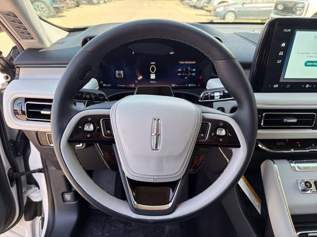 2026 Pristine White Metallic Tri-Coat Lincoln Aviator Reserve AWD SUV