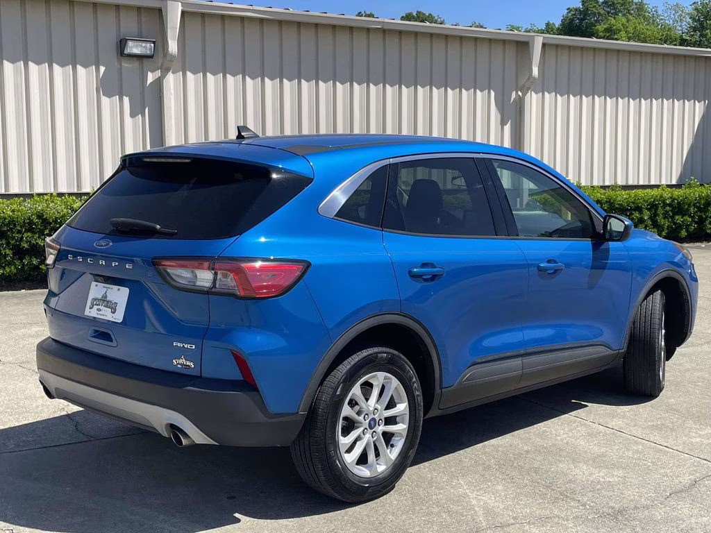 2020 Velocity Blue Metallic Ford Escape SE AWD SUV