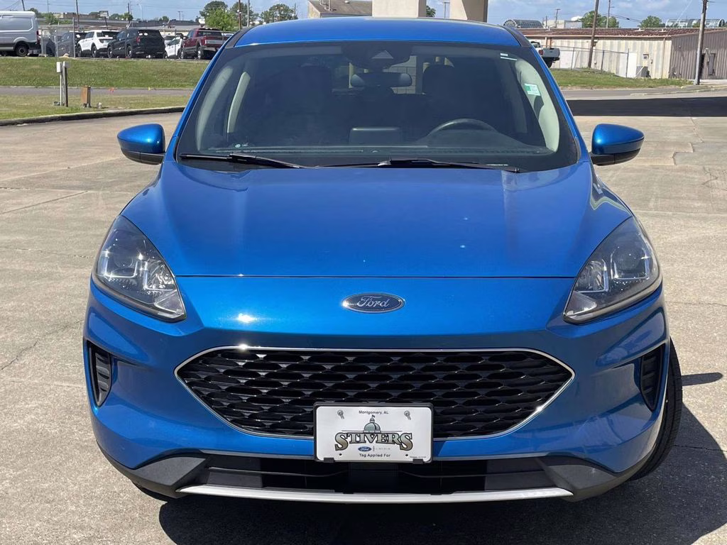 2020 Velocity Blue Metallic Ford Escape SE AWD SUV
