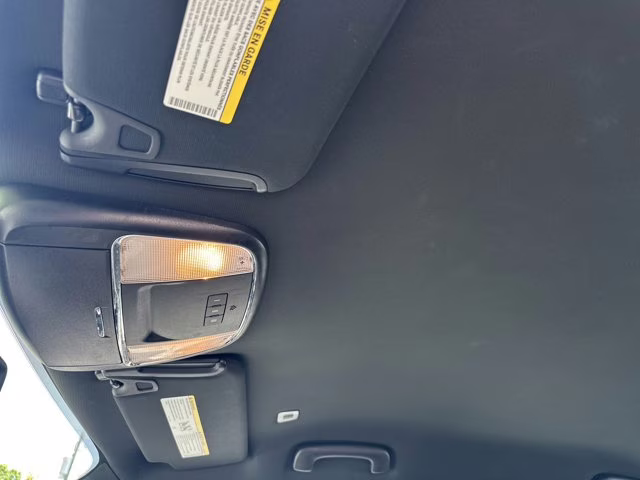 2018 White Knuckle Clearcoat Dodge Charger RWD Sedan