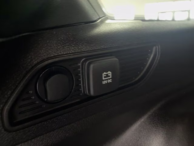 2025 Silver Zynith Jeep Grand Cherokee Altitude 4X4 SUV