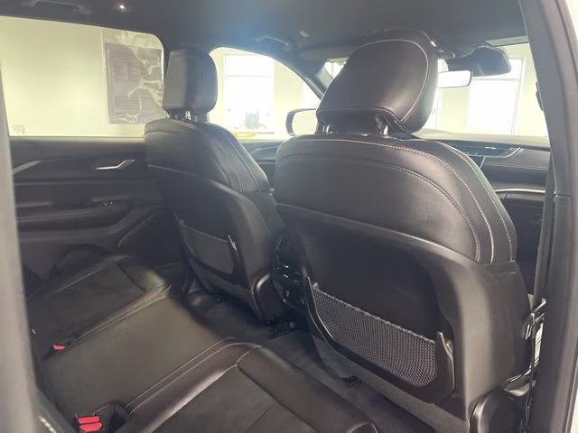 2025 Silver Zynith Jeep Grand Cherokee Altitude 4X4 SUV