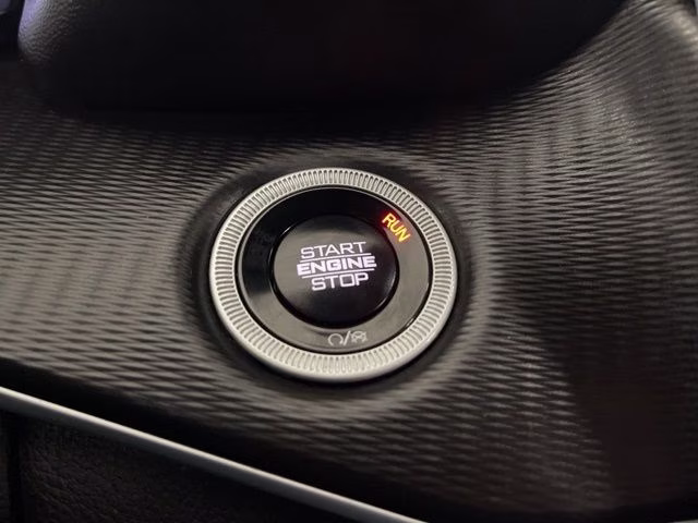 2025 Silver Zynith Jeep Grand Cherokee Altitude 4X4 SUV