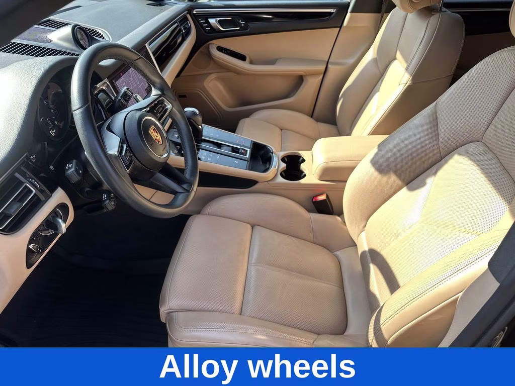 2023 Jet Black Metallic Porsche Macan Base AWD SUV
