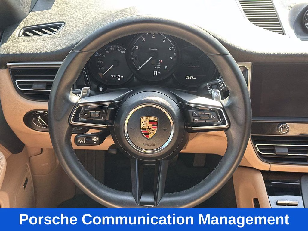 2023 Jet Black Metallic Porsche Macan Base AWD SUV
