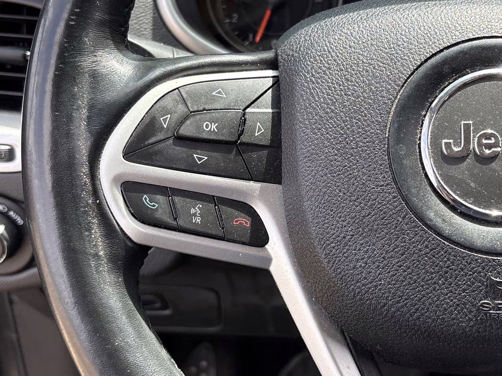 2017 Granite Crystal Metallic Clearcoat Jeep Cherokee Trailhawk 4X4 SUV