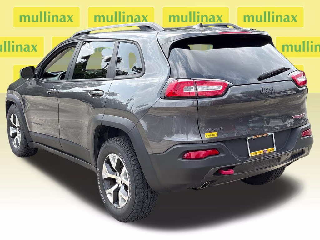 2017 Granite Crystal Metallic Clearcoat Jeep Cherokee Trailhawk 4X4 SUV