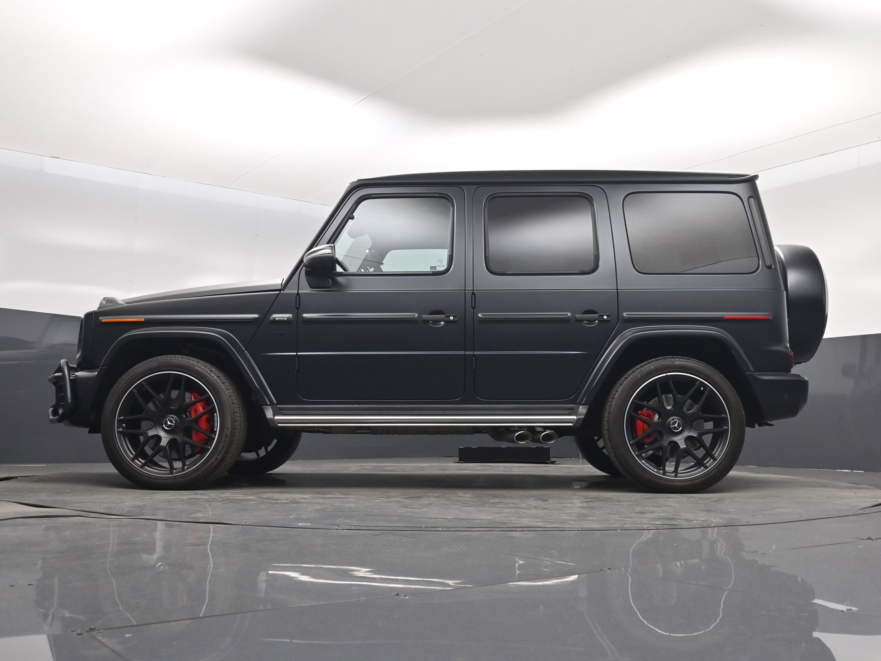 2022 MANUFAKTUR Night Black Magno Mercedes-Benz G-Class G 63 AMG AWD SUV