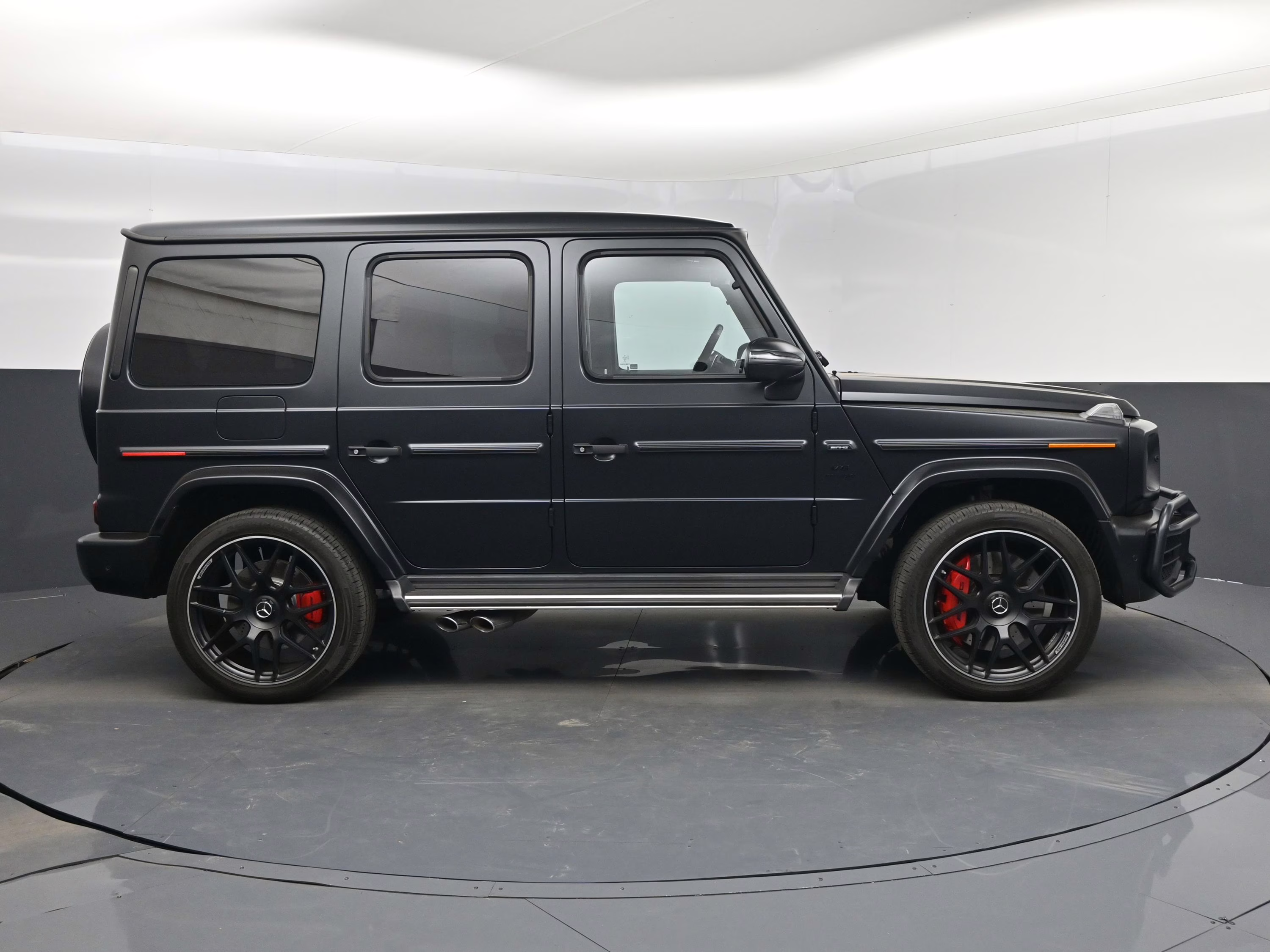 2022 MANUFAKTUR Night Black Magno Mercedes-Benz G-Class G 63 AMG AWD SUV